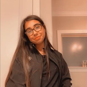 Meet your Posher, Amy